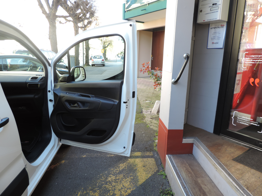 Opel Combo Cargo — 15